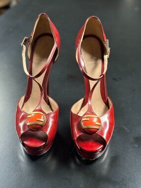 *Fendi Brick Patent Leather T-Strap Peep-Toe Platform Size 39 5.5" Heel Fits 38